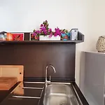 شقة Camelia 12 *