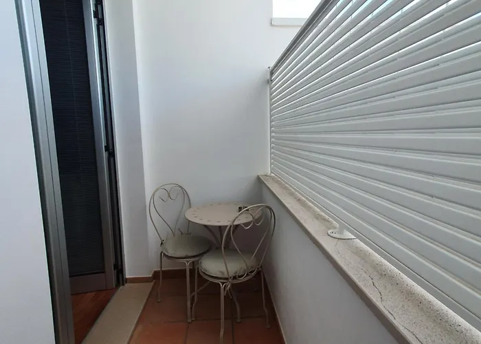 Apartment Camelia 12 *